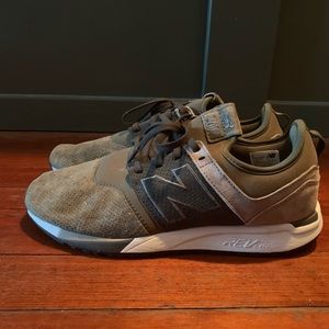 New Balance 247, Size 9.5 Men’s